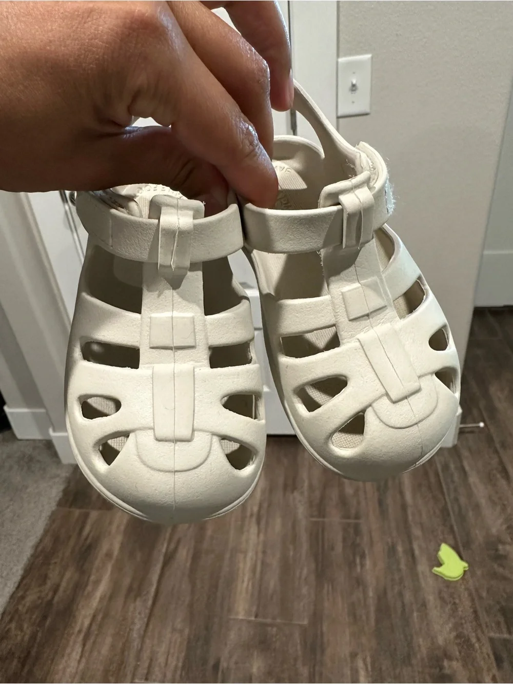 Zara Toddler Barefoot Sandals